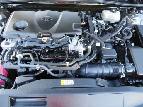 Used 2020 Toyota Camry LE image 35