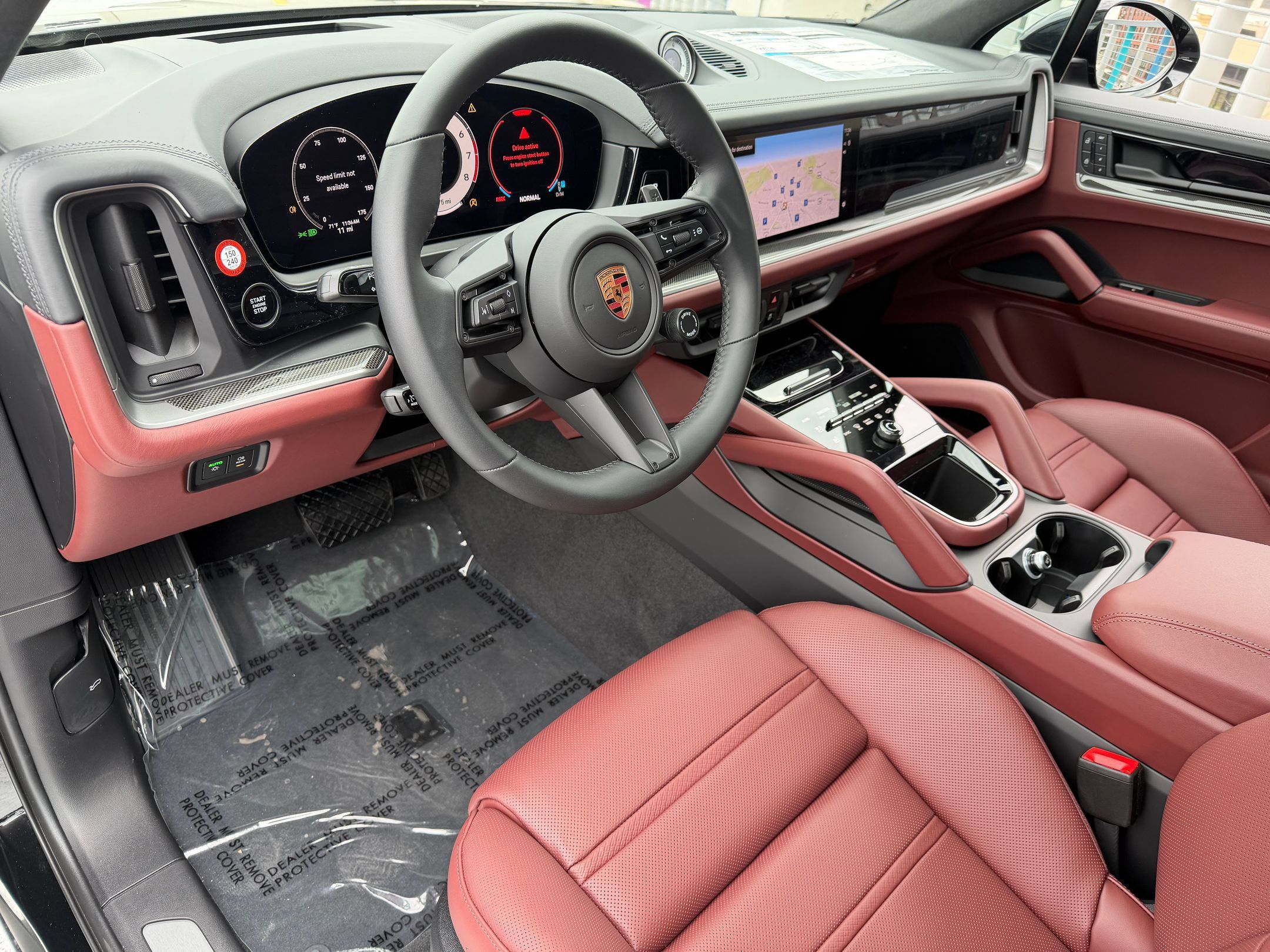 Certified 2026 Porsche Cayenne AWD/4WD image 4