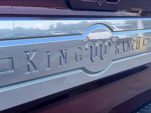 Used 2015 Ford F150 King Ranch w/ Equipment Group 601A Luxury AWD/4WD image 8