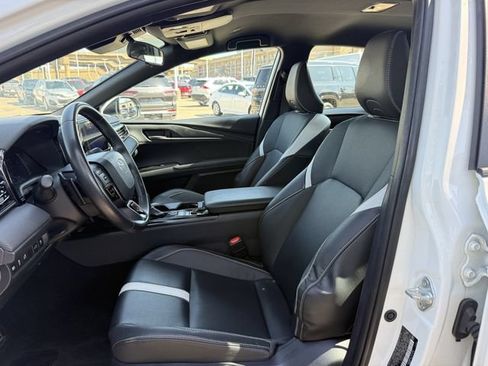 Used 2025 Toyota Camry SE FWD image 25
