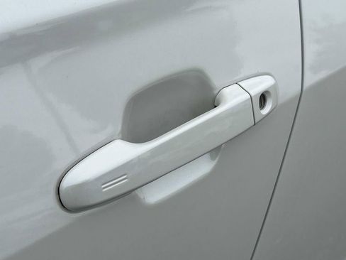 Used 2023 Subaru Forester Premium image 16