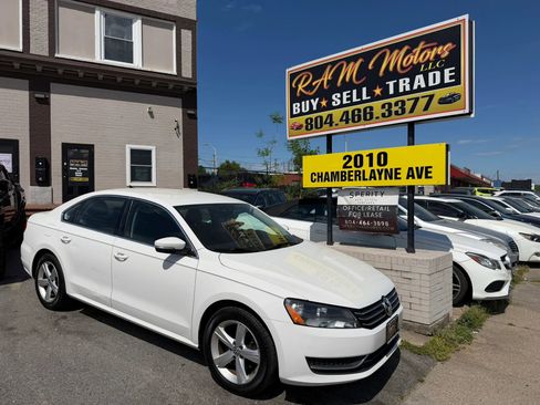 Used 2015 Volkswagen Passat 1.8T SE image 1