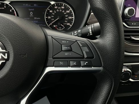 Used 2025 Nissan Altima 2.5 SV image 33