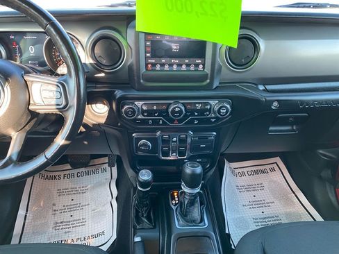 Used 2021 Jeep Wrangler Unlimited Sport image 15