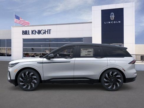 New 2026 Lincoln Nautilus Reserve image 3