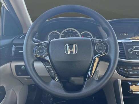 Used 2017 Honda Accord LX image 14
