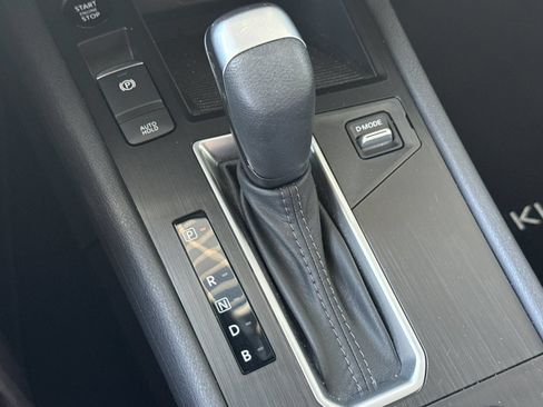 Used 2025 Nissan Kicks SV FWD image 20