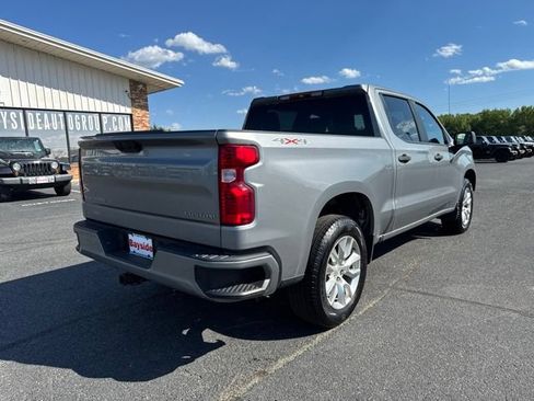 Used 2023 Chevrolet Silverado 1500 Custom AWD/4WD image 10