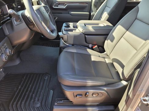 New 2026 Chevrolet Silverado 2500 LT w/ Trail Boss Package image 14