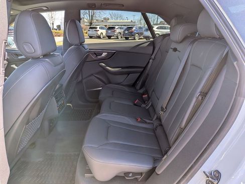 Certified 2023 Audi Q8 Premium Plus image 24
