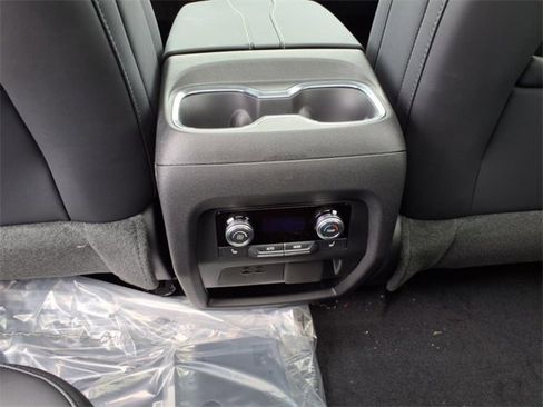 New 2025 GMC Acadia Elevation w/ Elevation Premium Package image 16