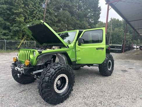 Used 2019 Jeep Wrangler Unlimited Sport image 24