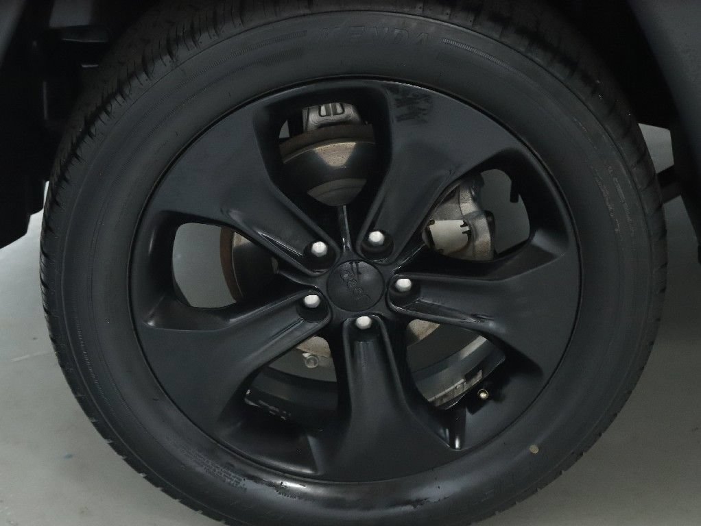 Used 2019 Jeep Compass Latitude AWD/4WD image 12