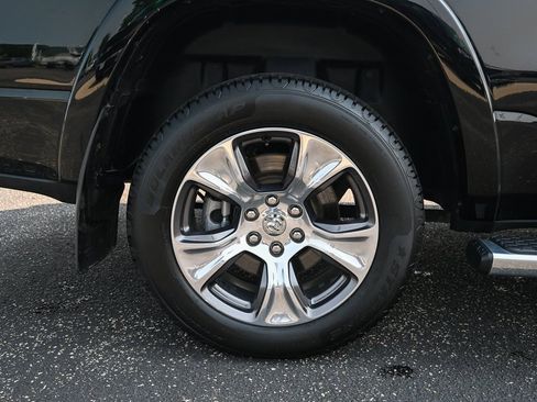 Used 2022 RAM 1500 Laramie image 14