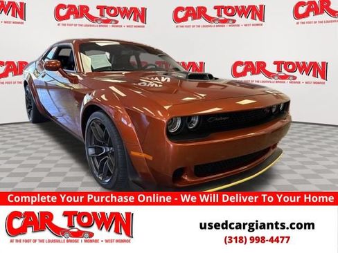 Used 2022 Dodge Challenger R/T Scat Pack RWD image 1