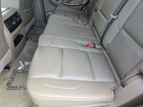 Used 2017 GMC Yukon SLT w/ HD Trailering Package image 17