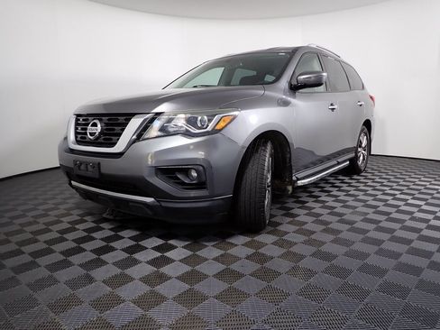 Used 2018 Nissan Pathfinder SV w/ SV All Weather Package image 7