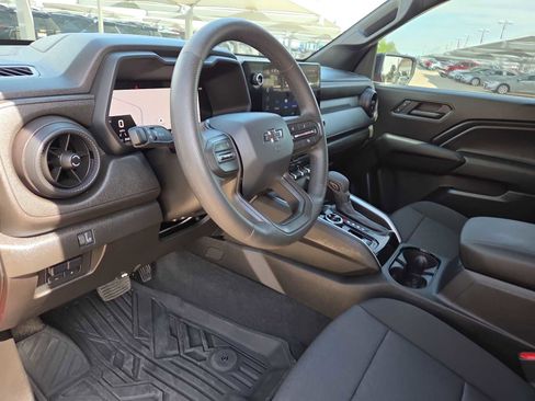 Used 2024 Chevrolet Colorado Trail Boss w/ Technology Package AWD/4WD image 19