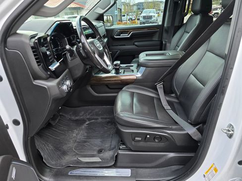 Used 2022 GMC Sierra 1500 Elevation w/ Elevation Premium Package AWD/4WD image 29