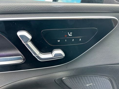 Used 2024 Mercedes-Benz C 300 4MATIC Sedan image 21