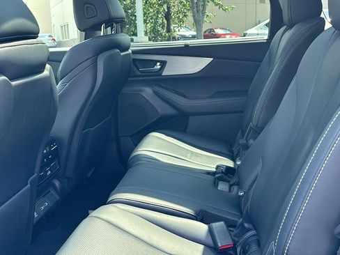 Used 2023 Acura MDX SH-AWD w/ Technology Package image 29