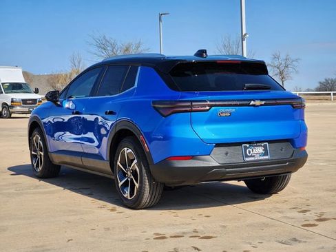 New 2026 Chevrolet Equinox EV LT image 11