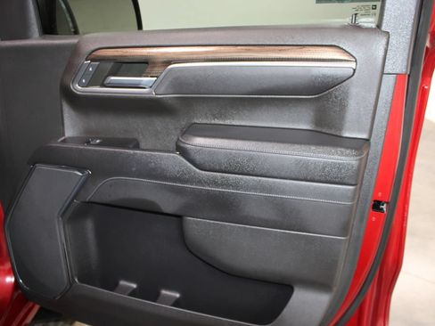 Used 2023 Chevrolet Silverado 1500 LT AWD/4WD image 24
