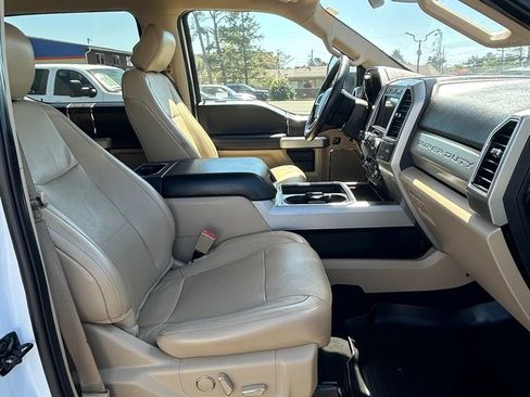 Certified 2019 Ford F250 Lariat w/ Lariat Ultimate Package AWD/4WD image 25