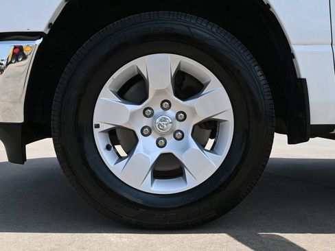 Used 2022 RAM 1500 Big Horn AWD/4WD image 28