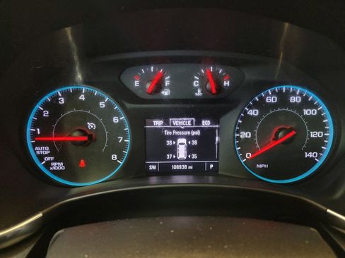 Used 2018 Chevrolet Equinox LT AWD/4WD image 23
