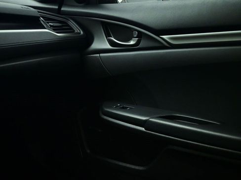 Used 2021 Honda Civic Sport image 14