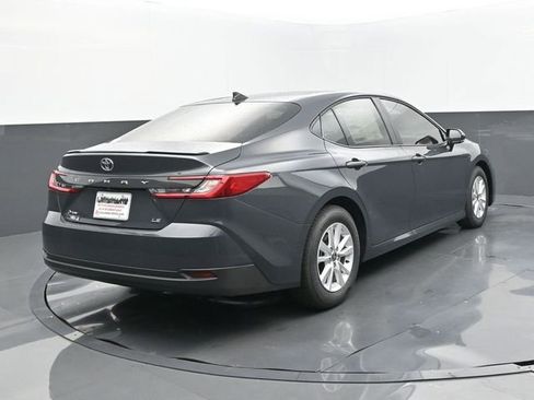 Used 2025 Toyota Camry LE w/ Convenience Package FWD image 20