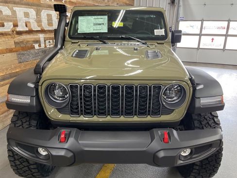 New 2026 Jeep Wrangler Rubicon AWD/4WD image 8