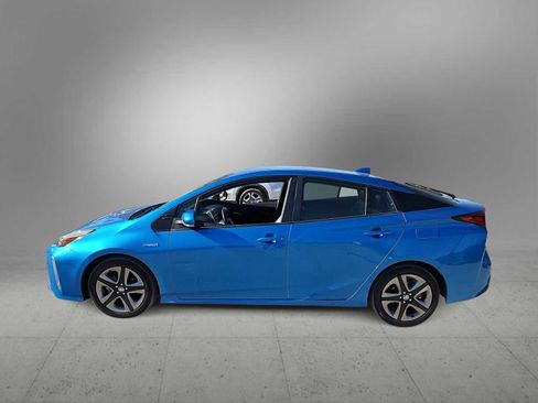 Used 2022 Toyota Prius XLE image 5