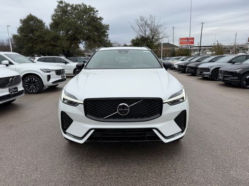 New 2026 Volvo XC60 B5 Plus w/ Protection Package Premier image 6