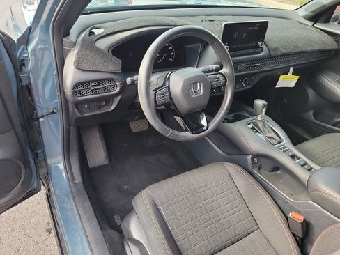 Certified 2025 Honda HR-V Sport image 19