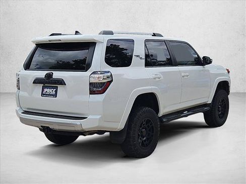 Used 2018 Toyota 4Runner TRD Off-Road Premium AWD/4WD image 5