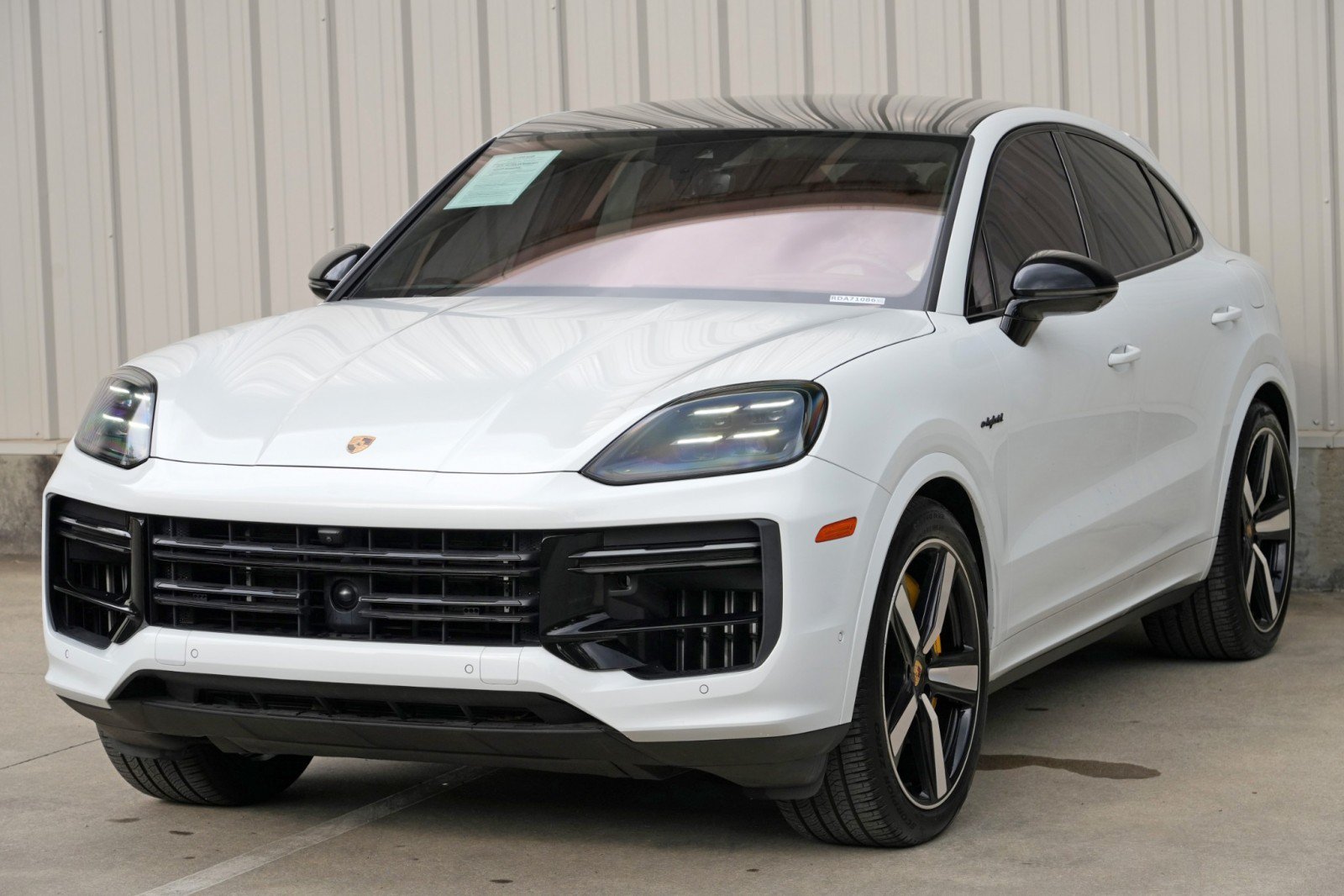 Used 2024 Porsche Cayenne Turbo AWD/4WD image 56