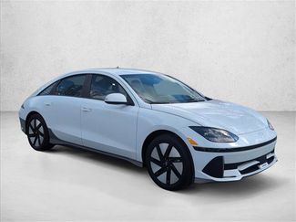 Used 2024 Hyundai Ioniq 6 SE video 3