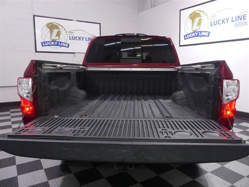 Used 2019 Nissan Titan Platinum Reserve AWD/4WD image 9