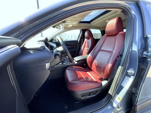 Used 2025 MAZDA CX-30 AWD 2.5 S w/ Preferred Package image 11