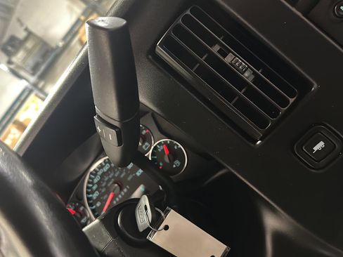 Used 2023 Chevrolet Express 2500 w/ Driver Convenience Package image 22