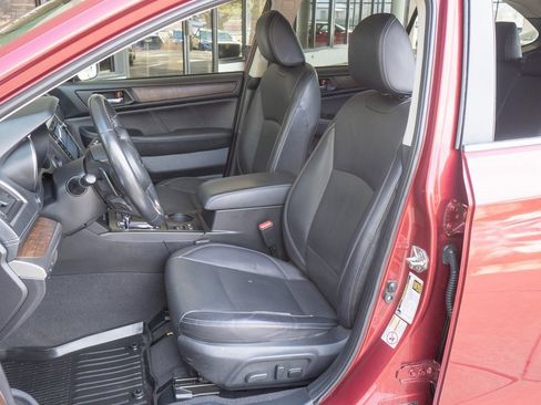 Used 2018 Subaru Outback 2.5i Limited image 8