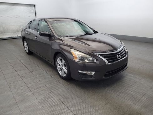 Used 2014 Nissan Altima 2.5 S w/ Display Audio Package image 13