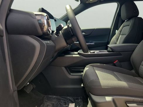 New 2027 Chevrolet Equinox LT FWD image 20