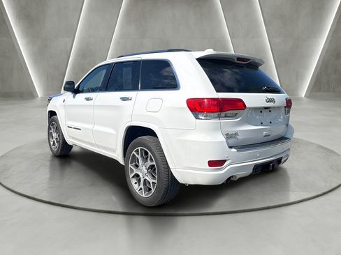 Used 2020 Jeep Grand Cherokee Overland AWD/4WD image 3