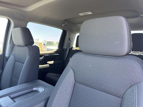 New 2026 GMC Sierra 1500 SLE AWD/4WD image 23