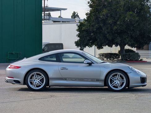 Used 2017 Porsche 911 Carrera image 10