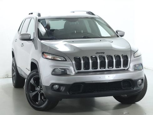 Used 2016 Jeep Cherokee High Altitude w/ Luxury Group AWD/4WD image 1