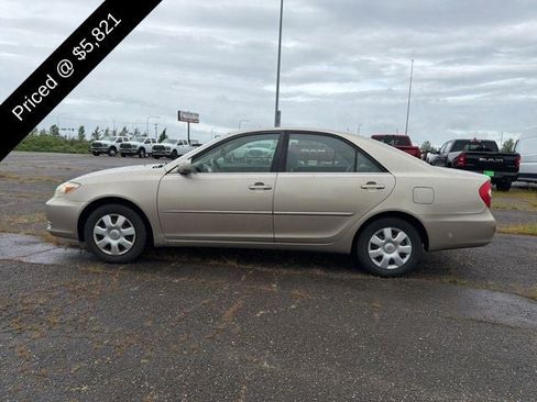 Used 2003 Toyota Camry LE FWD image 3